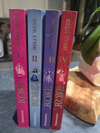 Lot 4 livres holly webb