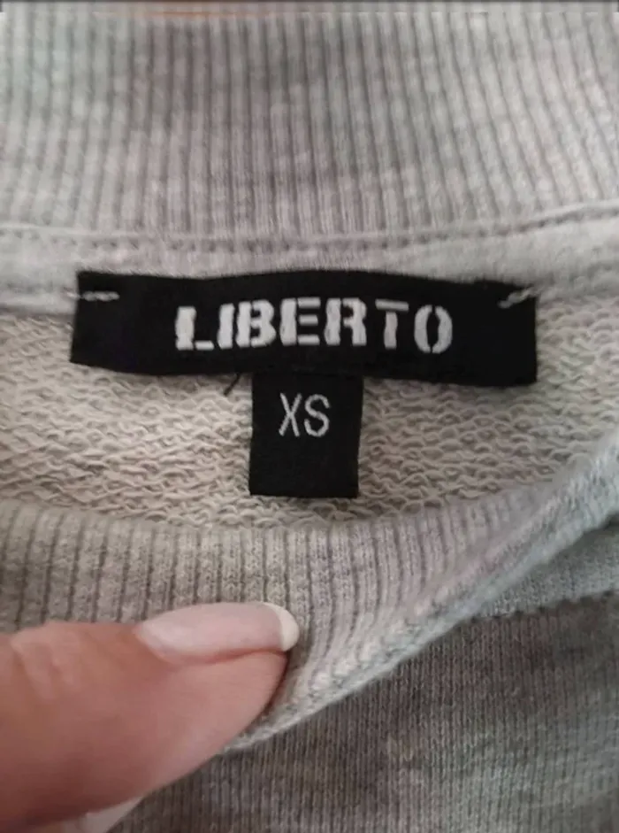 Sweat Liberto très  bon état  xs - photo numéro 5