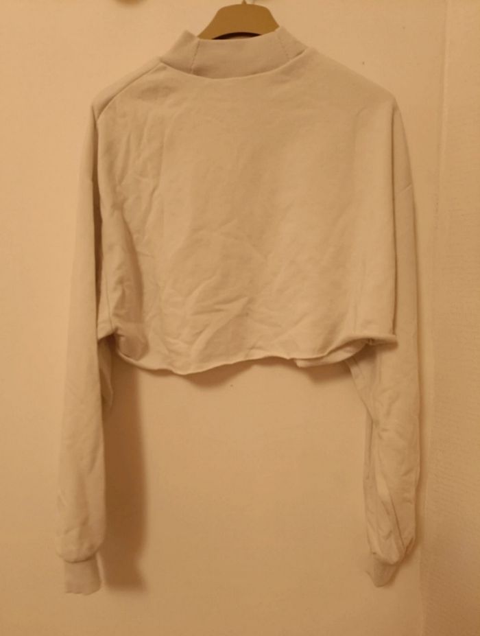 Sweat Crop Top divided (H&M) Taille S (36/38) - photo numéro 4