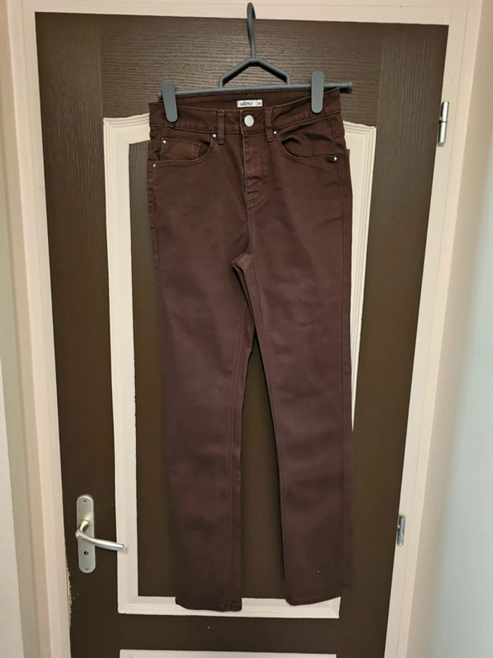 Jean droit taille 36