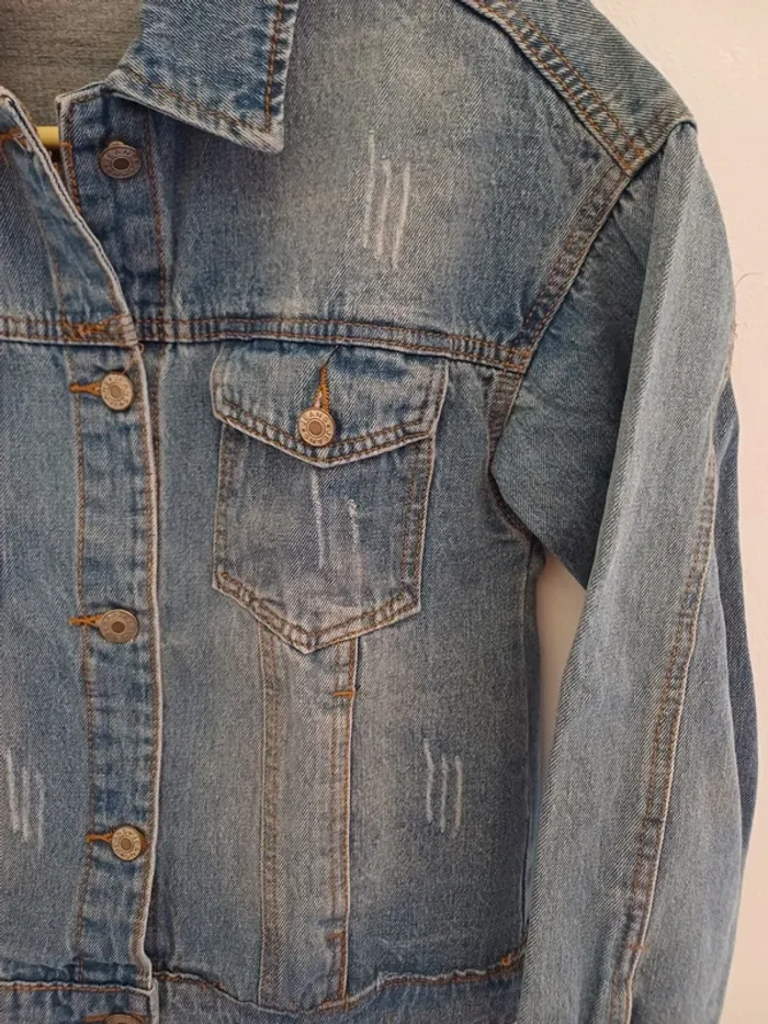 Veste en jean effet usé - photo numéro 3