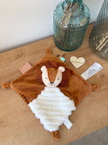 Doudou lion mes premiers animaux 