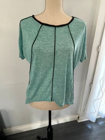 TEE shirt marque Karl Marc john taille xs noir turquoise