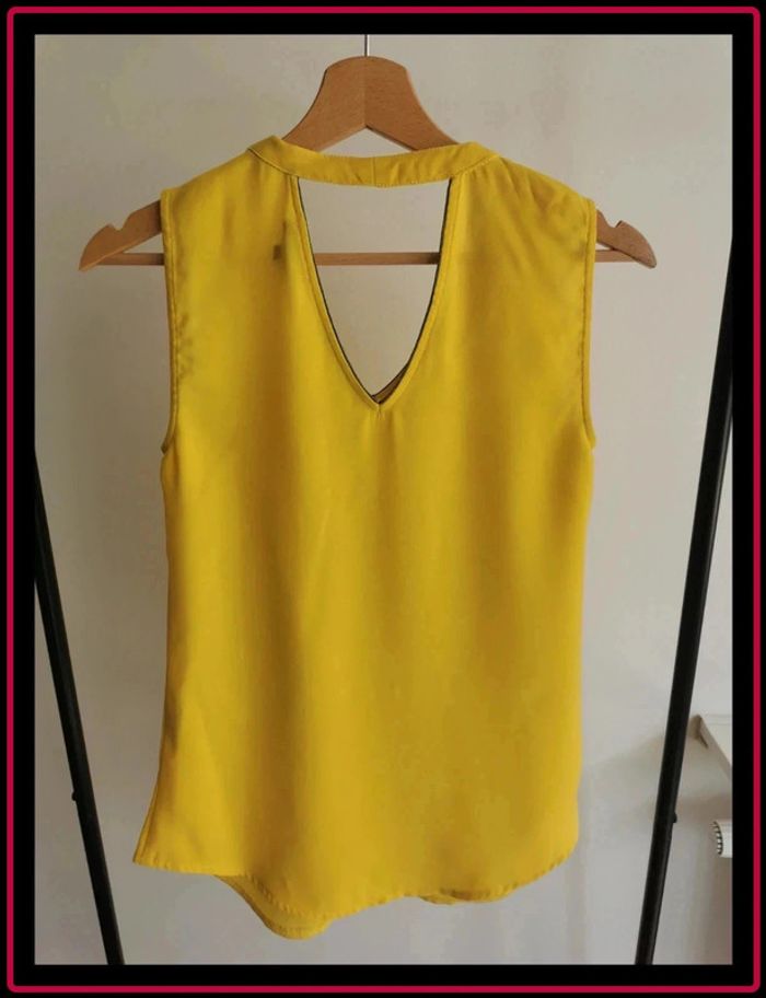Débardeur jaune - photo numéro 4
