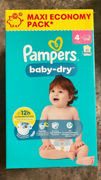 Couches Pampers