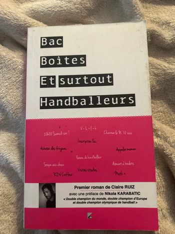 Bac boîte et surtout handballeurs