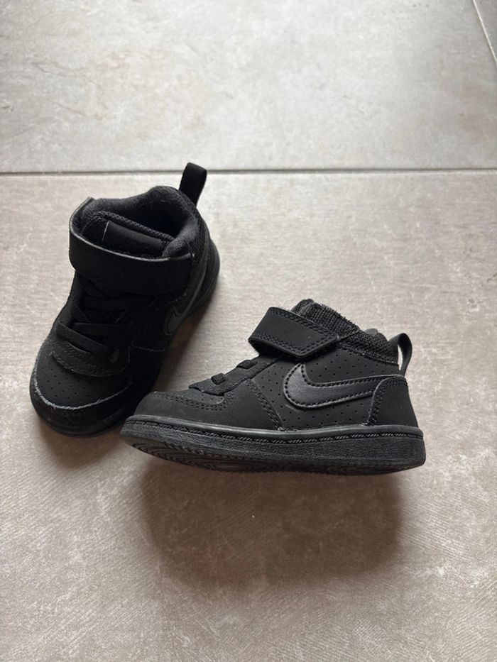 Basket Nike bébé 21