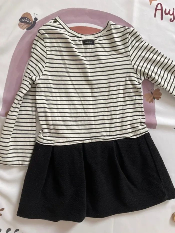 Robe bébé fille Catimini – Taille 2 ans – Rayée noir & blanc - photo numéro 2