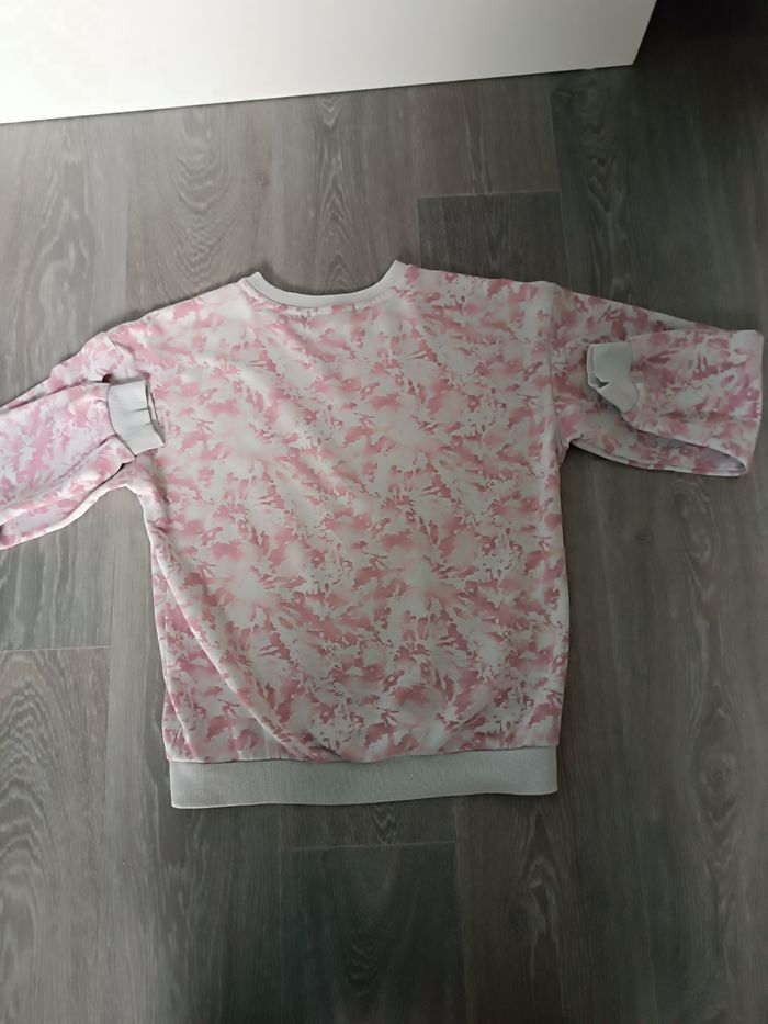 Pull  rose et blanc fille 10 -11 ans - photo numéro 2