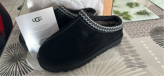 Ugg noir