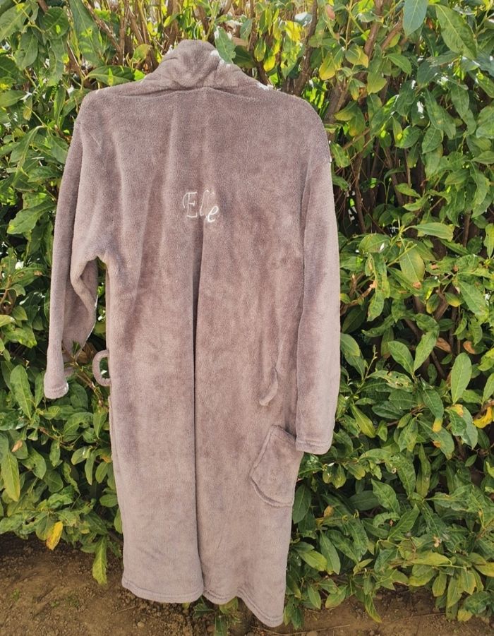 Peignoir gris - photo numéro 3