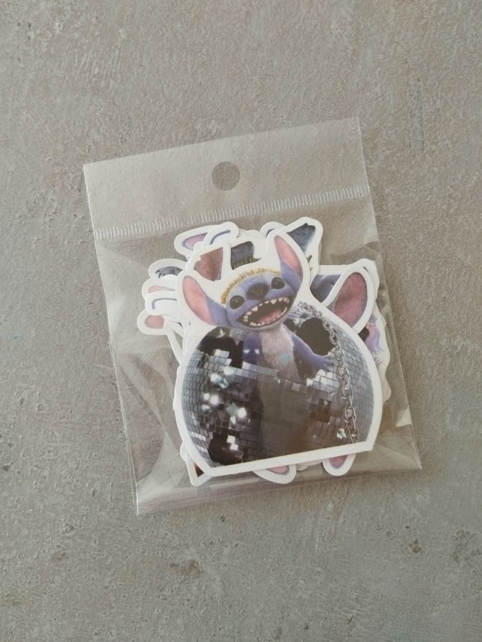 Lot x20 stickers Stitch - photo numéro 2