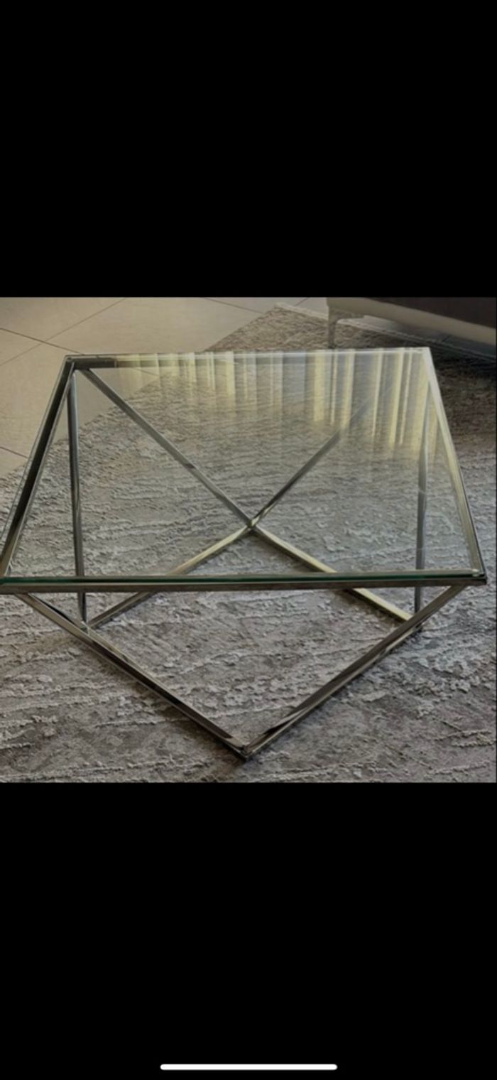Table basse diamant