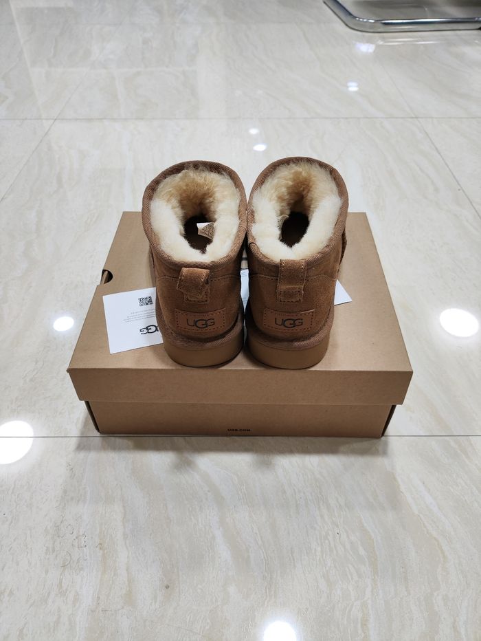 Bottes UGG Classic Ultra Mini couleur châtaigne 40 - photo numéro 5