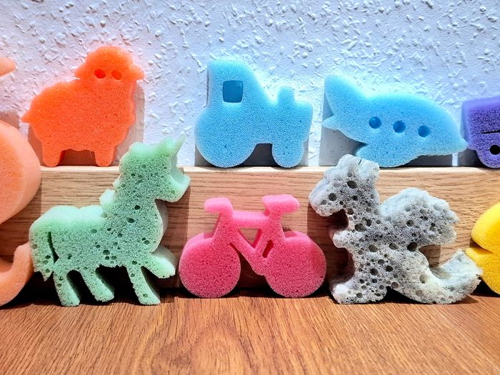 Lot d’éponges de bain pour enfants – différentes formes, très bon état - photo numéro 4