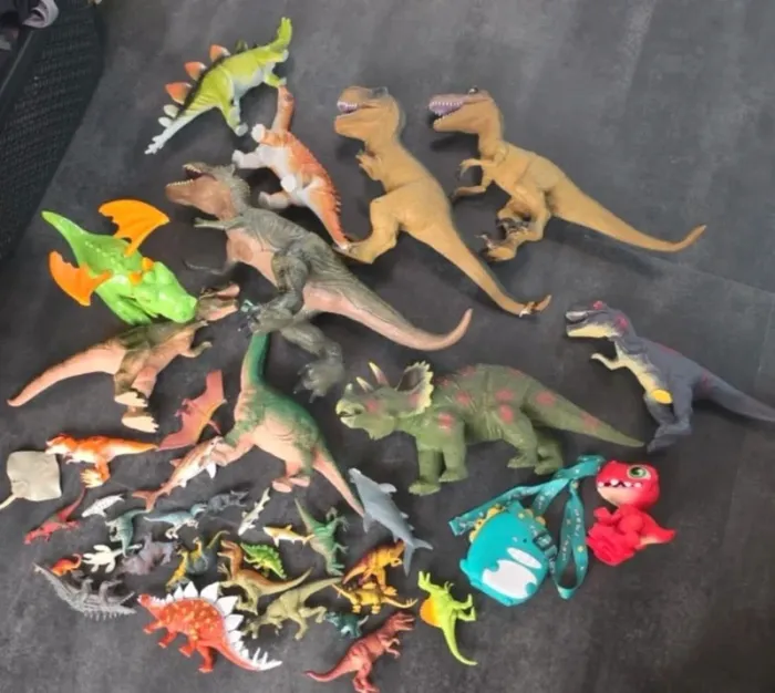 Lot dinosaures