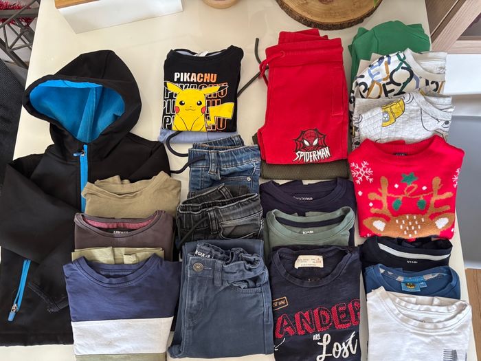 Lot 20 vêtements hiver garçon 4 ans
