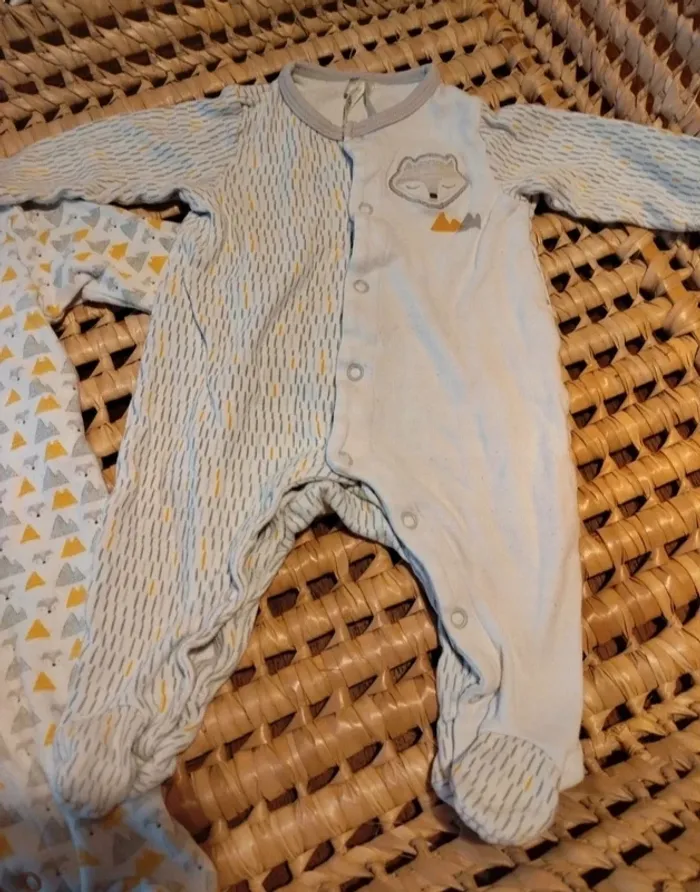 Pyjama 1 mois - photo numéro 4