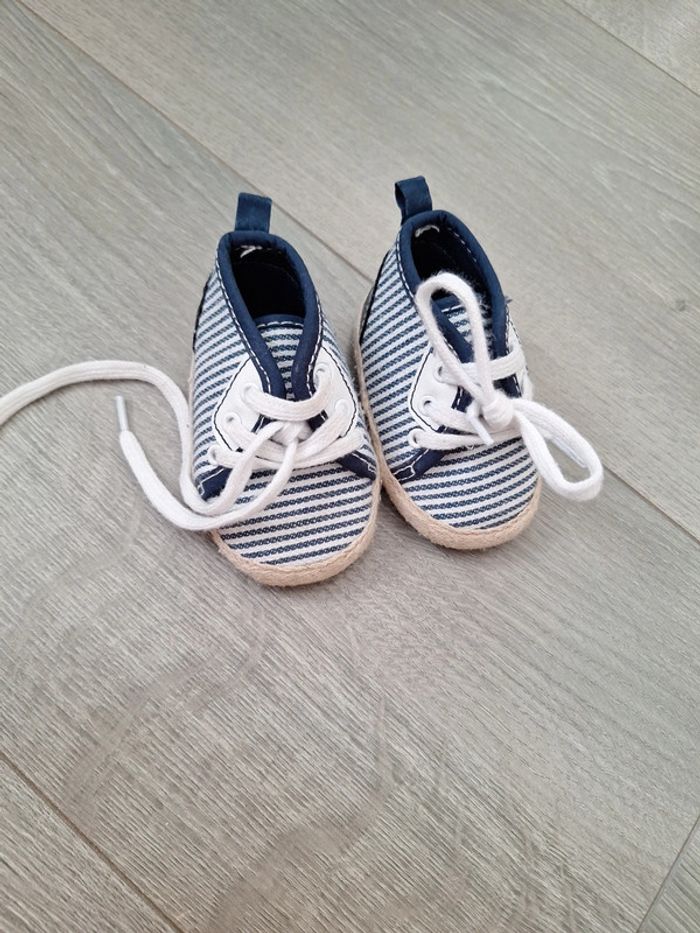 Chaussure bébé 0/3 mois