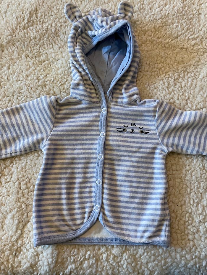 6 vestes + 1 pull en laine 3 mois - photo numéro 2