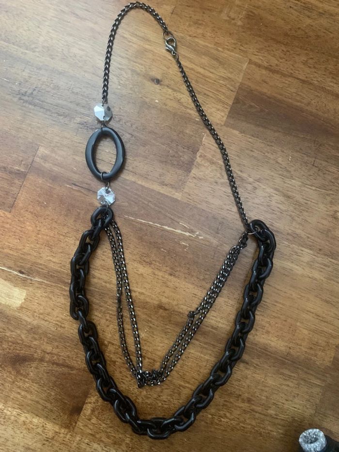Collier noir