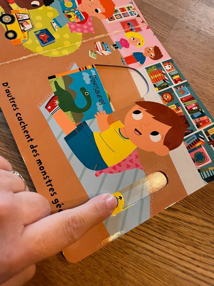 Livre cartonné Ma librairie animée Tourne rire pousse - photo numéro 7