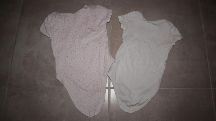 Lot de 8 bodies 3ans - photo numéro 12