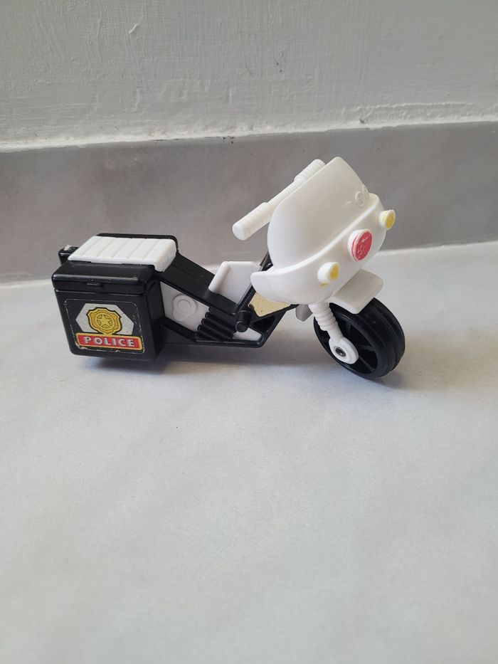 Moto police fisher price vintage husky helpers - photo numéro 8