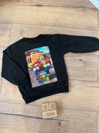 Sweat Mario Bros garçon - H&M taille 110/116 cm