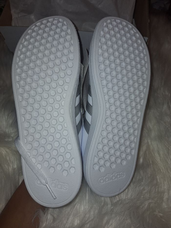 Baskets adidas - photo numéro 3