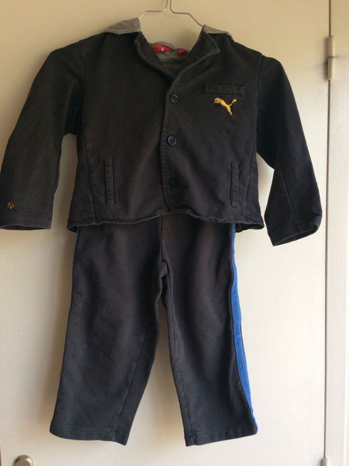 Survêtement Puma noir 4 ans