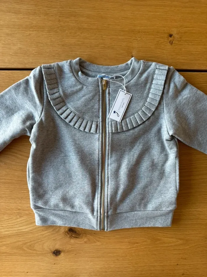 Veste/Cardigan zippée ML gris chiné, rebord plissé NEUVE - Taille 4 Ans - photo numéro 3
