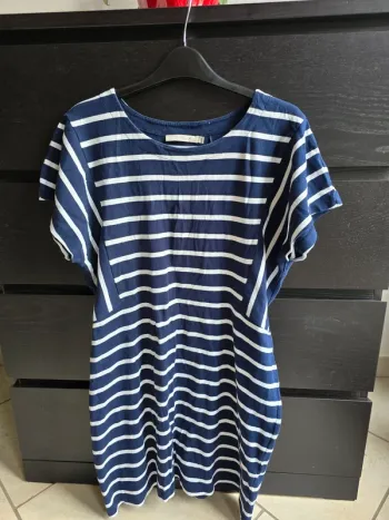 robe bleu marine et blanche rayer Katmai