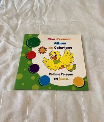 Livre coloriage Super poster relié les points et colorie