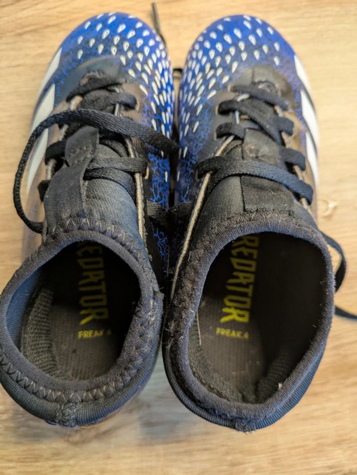 Chaussures foot adidas 31 - photo numéro 8