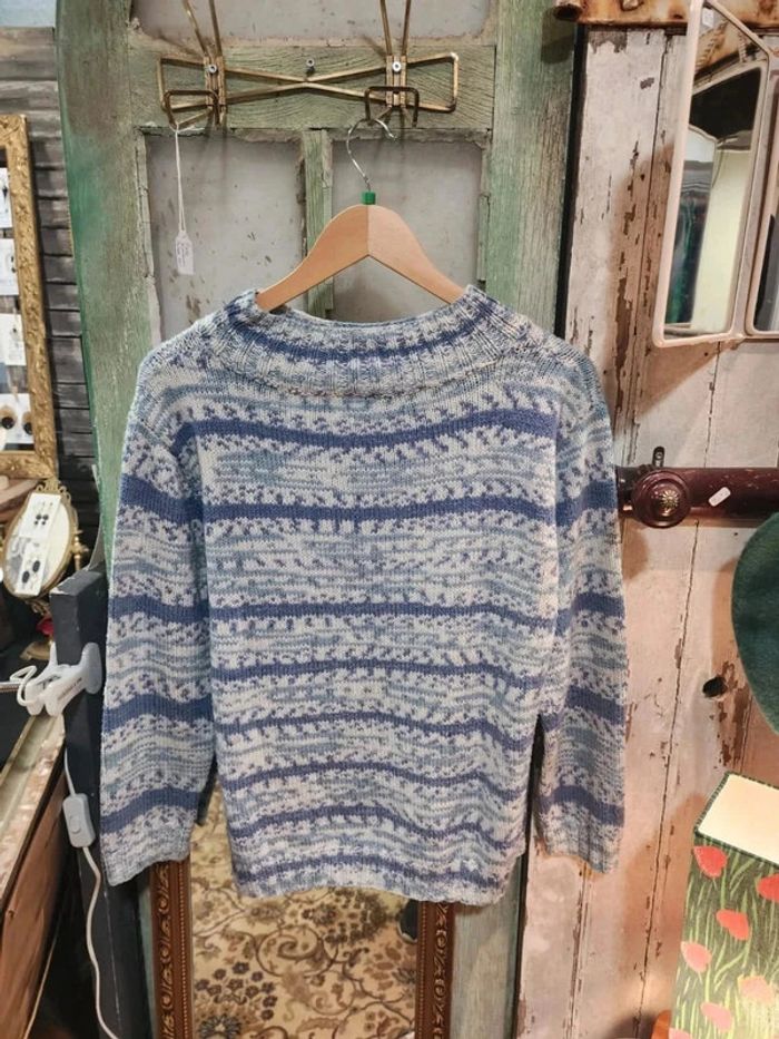 Joli pull col montant en maille coton vintage bleu ciel - photo numéro 3