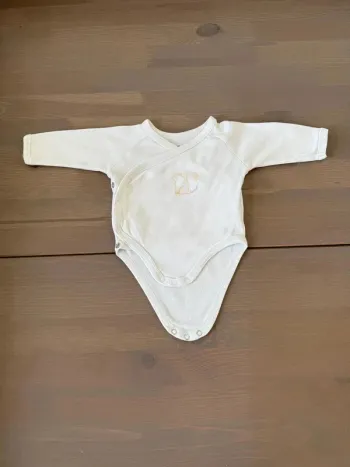 Body manches longues Vertbaudet taille 1 mois unisexe - Blanc avec motif écureuil - État parfait