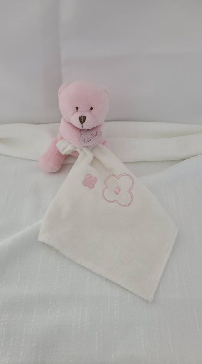Doudou ours rose mouchoir fleurs babynat - photo numéro 3
