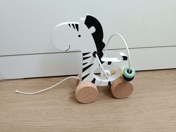 Jouet à tirer zèbre 