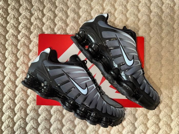 Nike Shox TL Neuf Taille 44