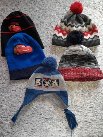 5 bonnets