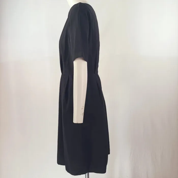 Robe noire Tara Jarmon en laine mélangée, coupe patineuse, taille 40 A1137 - photo numéro 3