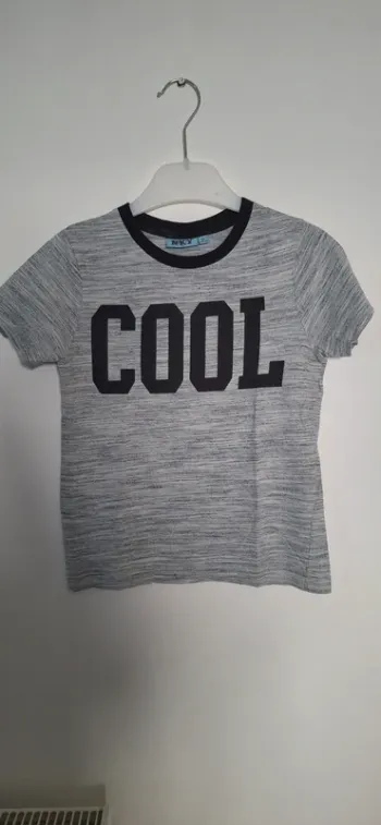 T-shirt enfant NKY Taille 128 cm / 8 ans Modèle "COOL"