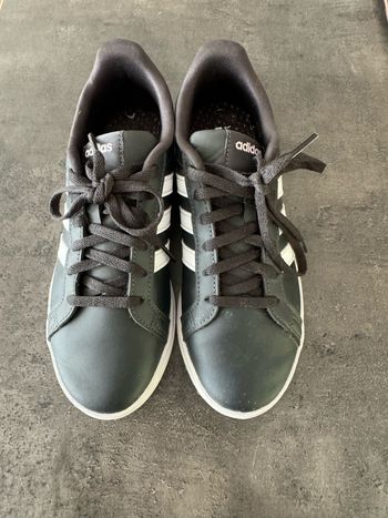 Basket Adidas taille 36