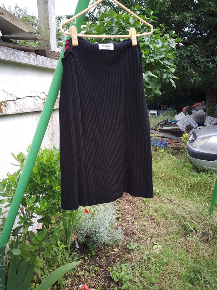 Pull rouge et noir façon espagnol - photo numéro 11