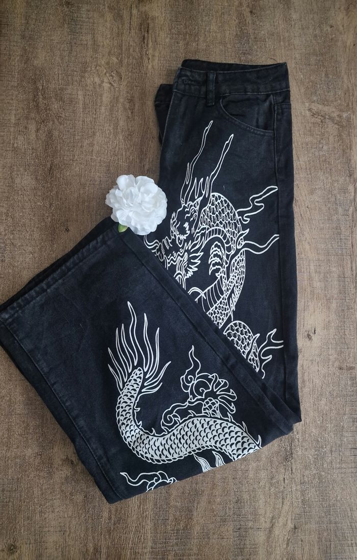 Jean motif dragon