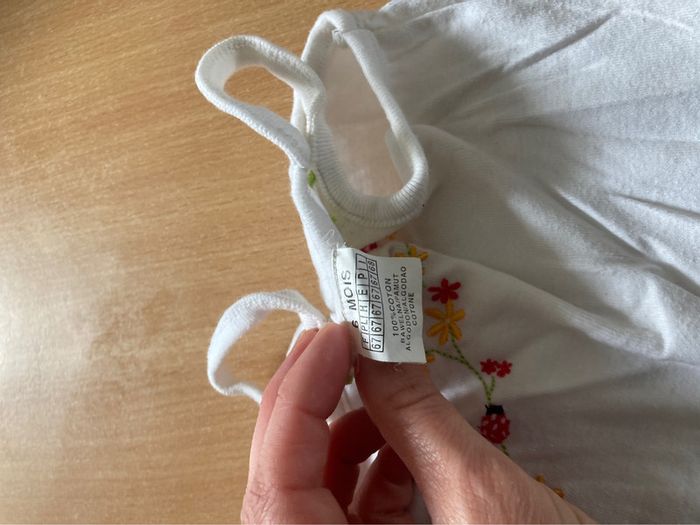 Donne Ensemble 2 pièces taille taille 6mois - photo numéro 4