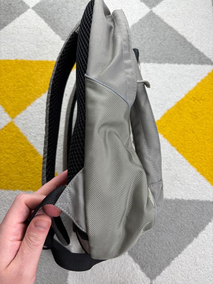 Sac à dos Timberland | Gris clair et beige | Taille 33 X 39 cm - photo numéro 4