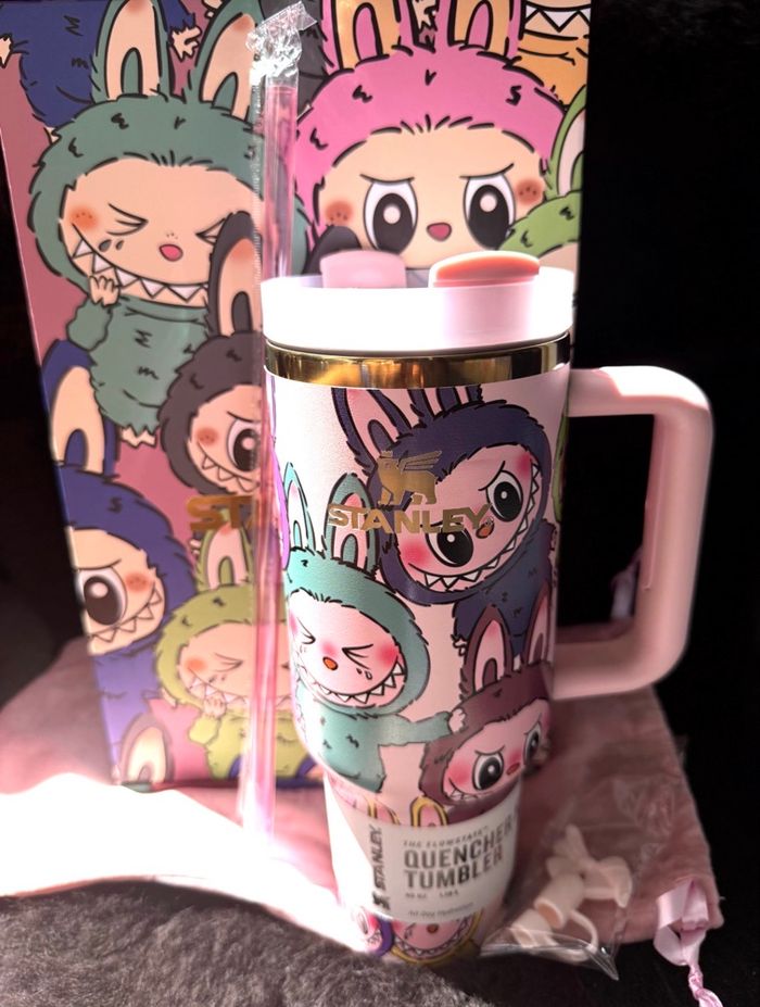 Gourde Stanley x labubu - photo numéro 6