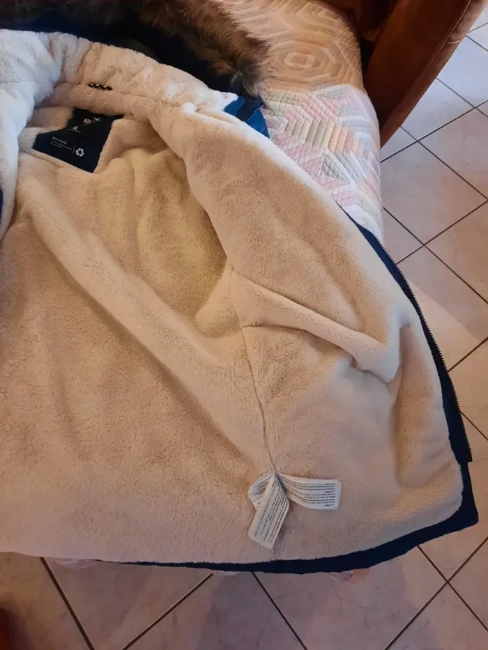 Manteau neuf hollister - photo numéro 2